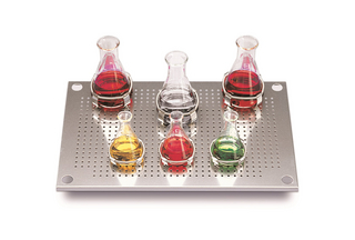 Shaking tray